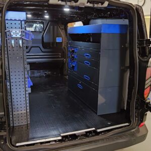 Ford Transit Custom skåpbilshyllor